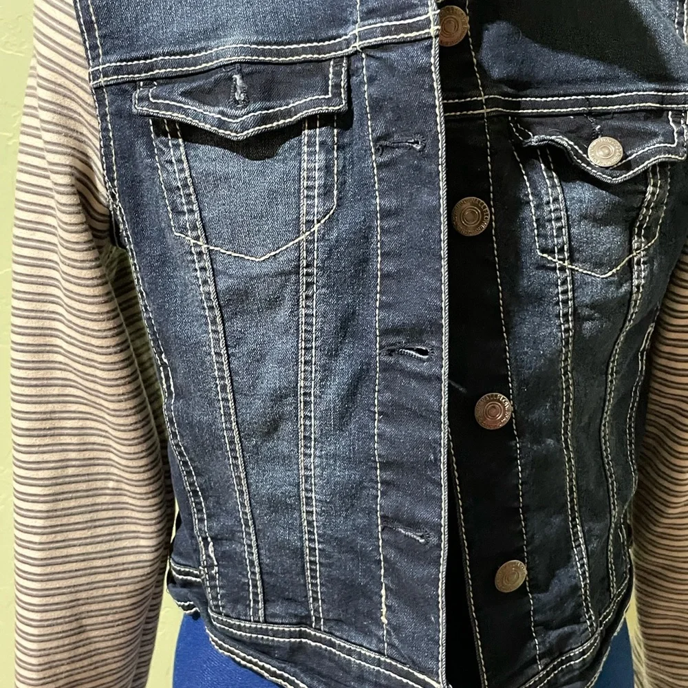 Jacket - Picture 5 of 8